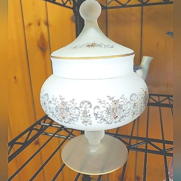 Vintage floral Italian glass jar - Picture 2 of 6